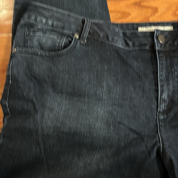 Plus Size Jeans - Picture 2 of 4